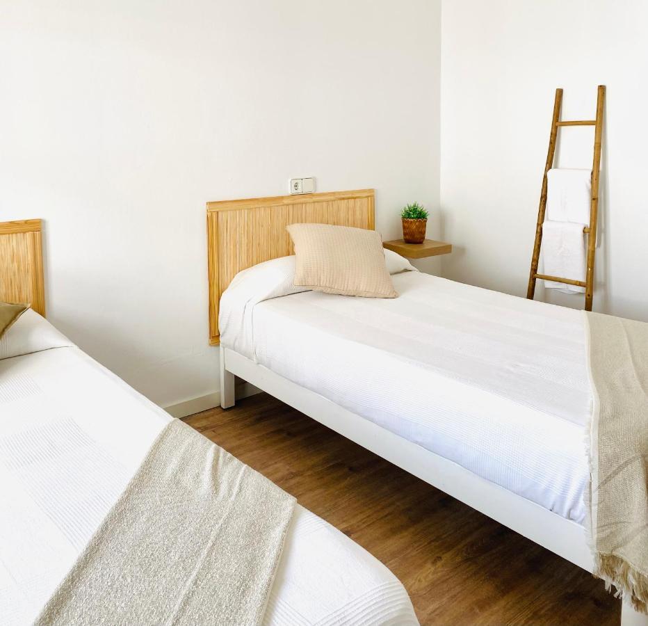 La Bartola Guesthouse مدينة إيبيزا المظهر الخارجي الصورة