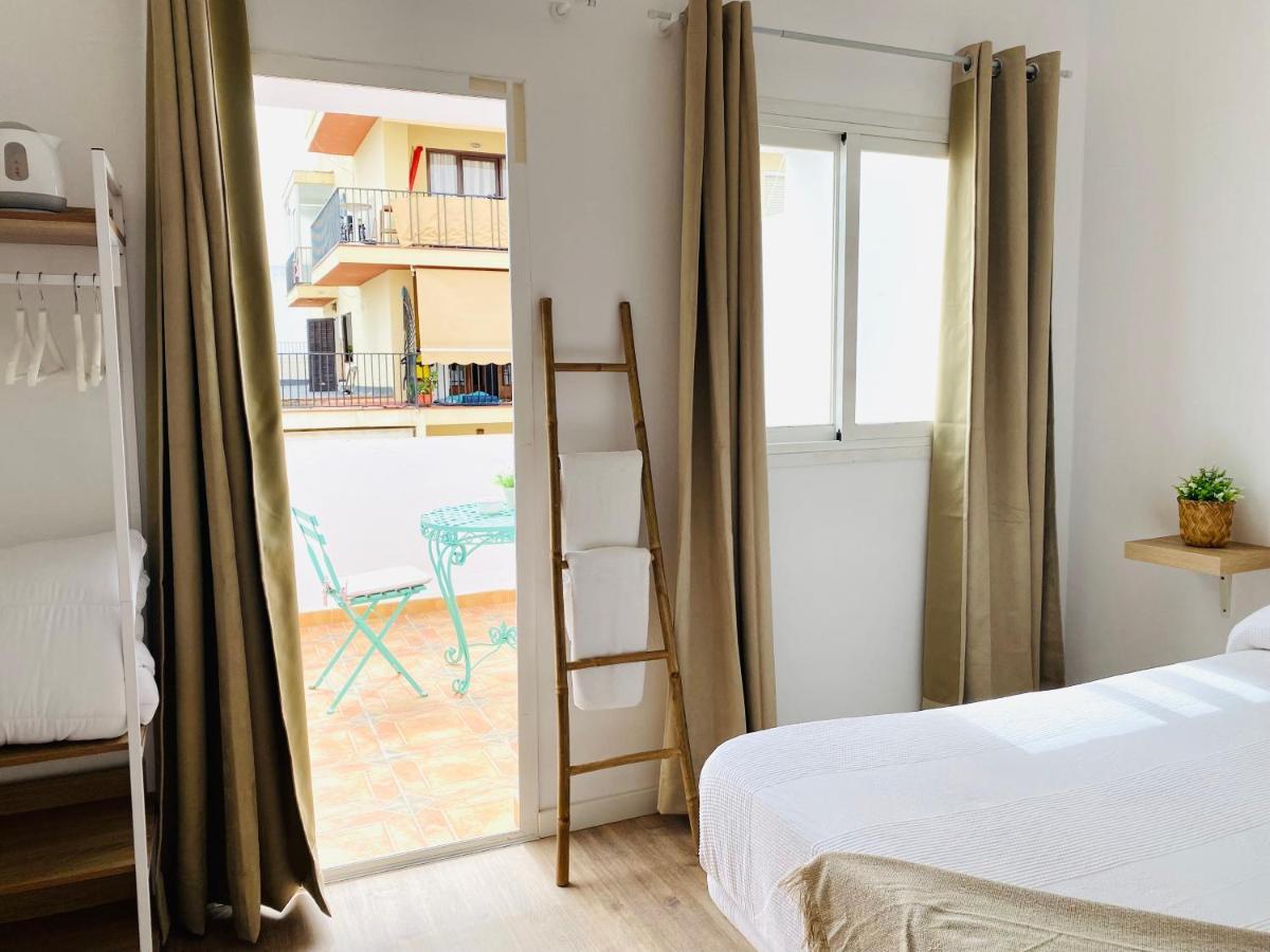 La Bartola Guesthouse مدينة إيبيزا المظهر الخارجي الصورة